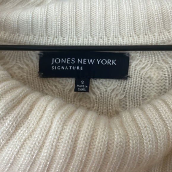 NWT Jones New York | Cableknit Wool/Angora Blend Fishermen Sweater Small - Picture 5 of 10